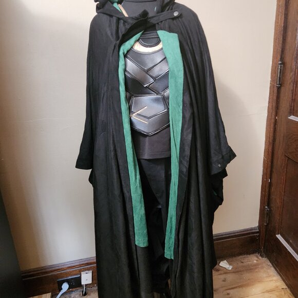 Sylvie Loki Marvel Women's M Cosplay Costume - Picture 3 of 16